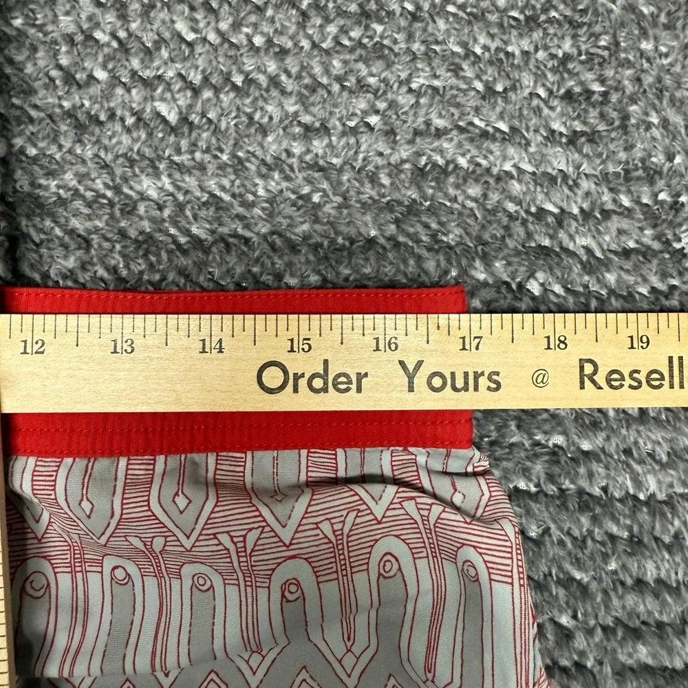 Patagonia Mens Board Shorts Size 34 Red Gray Patterned Swim‎ Trunks Nylon